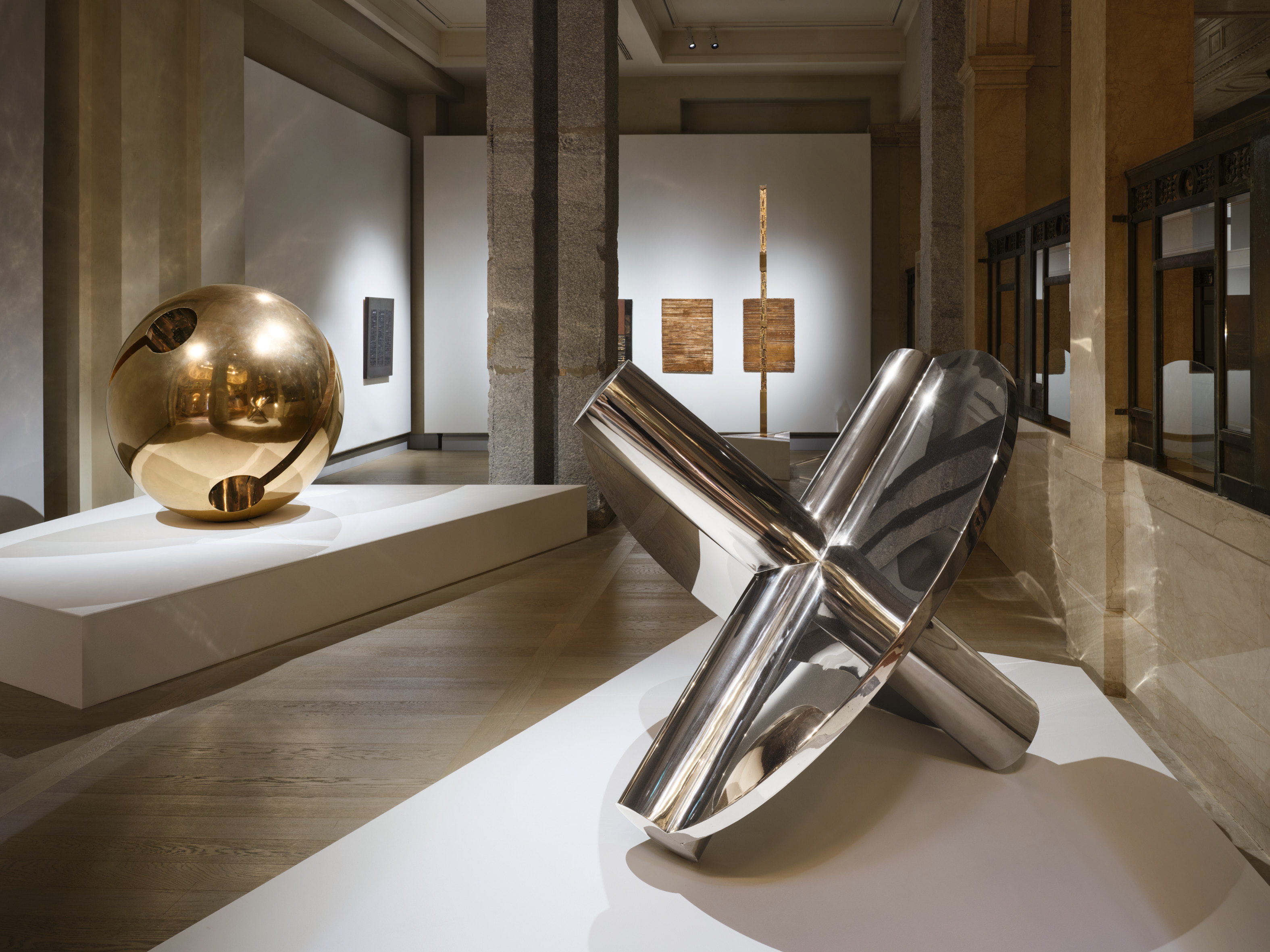 Arnaldo Pomodoro: Una vita